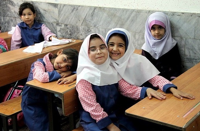 مدارس آذربایجان شرقی همچنان تعطیل می‌ماند