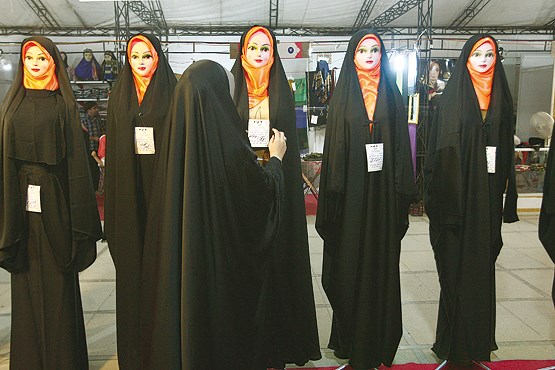 وقتی حجاب گران می‌شود/ چادر کره‌ای و ژاپنی بر سر زنان ایرانی