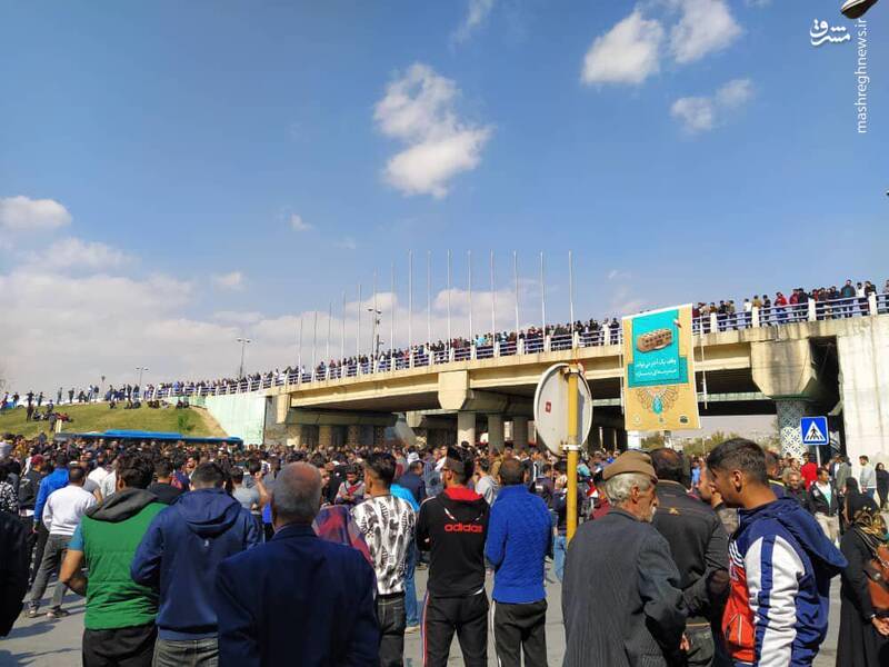 یک امام‌جمعه در جمع معترضین ! +عکس