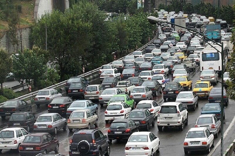 راه اندازی سرویس ادارات از ایجاد ترافیک در تبریز جلوگیری می کند