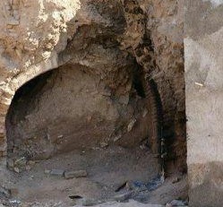 اثر نمایان شده طاق خانه‌ی قاجاری است/ ادعای کشف تونل زیرزمینی صحت ندارد