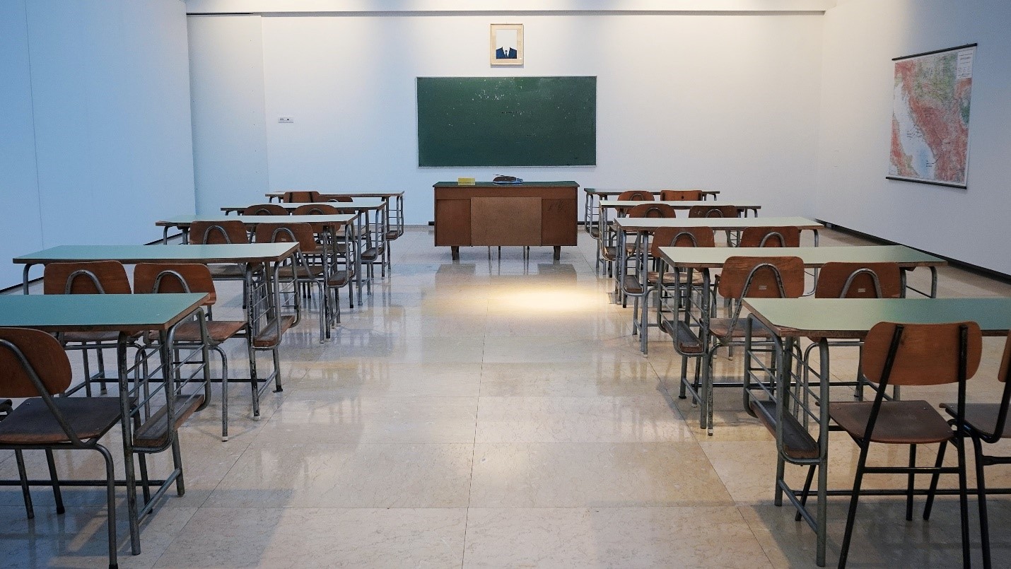 بازگشایی مدارس از مهر ماه مشروط خواهد بود