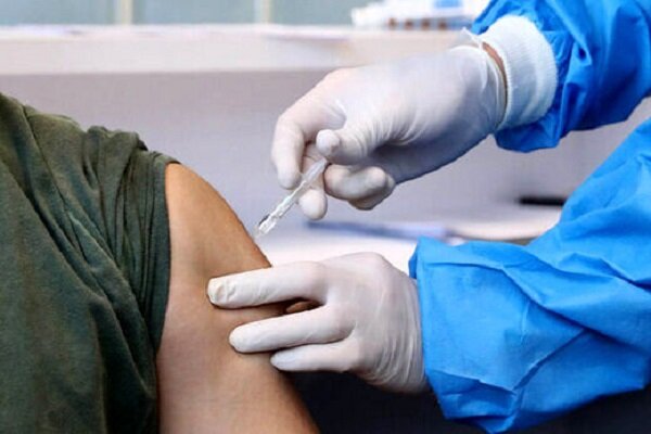 پیشتازی آذربایجان‌شرقی در تزریق دوز سوم واکسن/ ۸ درصد جمعیت بالای ۱۲ سال استان واکسن نزده‌اند