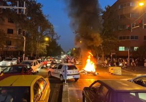 از تخریب و آتش زدن اموال عمومی تا حمله به پلیس/ آشوبی که از مرکز شهر به غرب تبریز کشیده شد