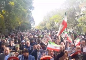 مردم تبریز، در محکومیت حمله تروریستی شاهچراغ شیراز قطعنامه‌ای قرائت کردند