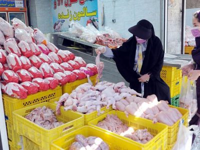 تعزیرات حکومتی با عرضه گوشت مرغ به قیمت بالاتر از نرخ مصوب برخورد می‌کند