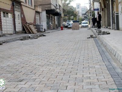 اجرای ۴ هزار مترمربع کف‌سازی و سنگ‌فرش در خیابان سجادیه